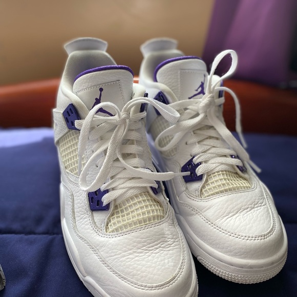 Air Jordan 4 Retro - Picture 7 of 9